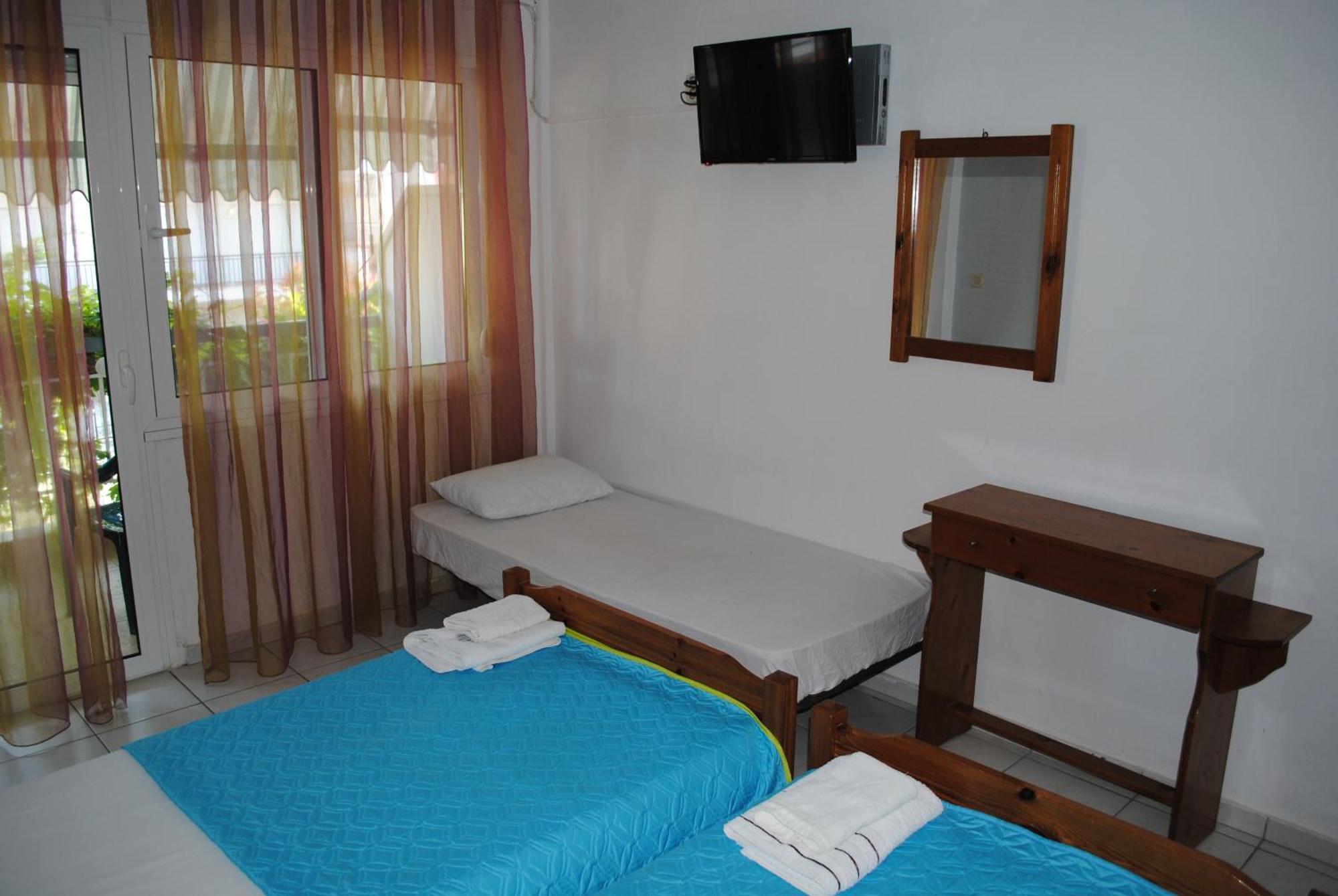 Artemis Apartments Паралия Дионисиу Стая снимка
