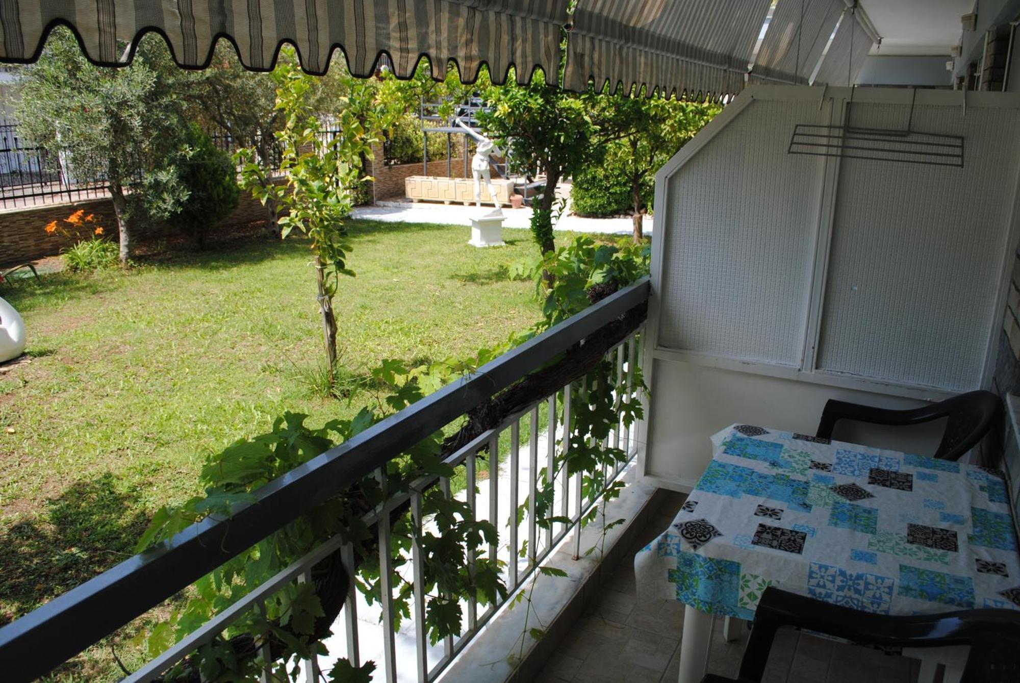 Artemis Apartments Паралия Дионисиу Екстериор снимка