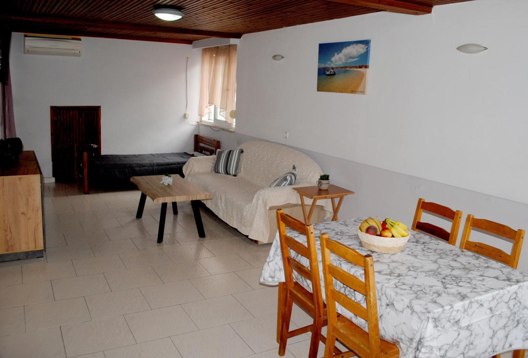 Artemis Apartments Паралия Дионисиу Екстериор снимка