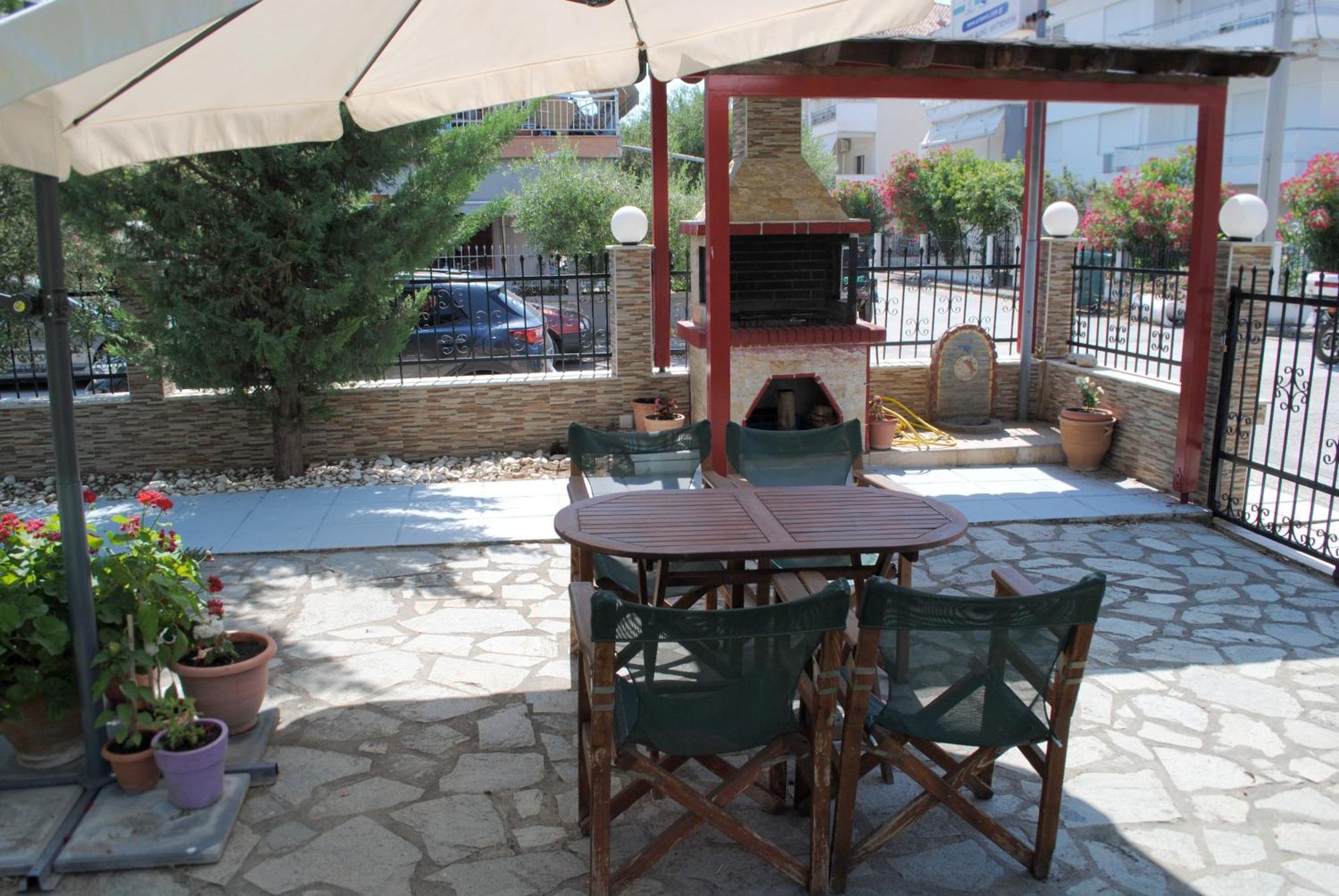 Artemis Apartments Паралия Дионисиу Екстериор снимка