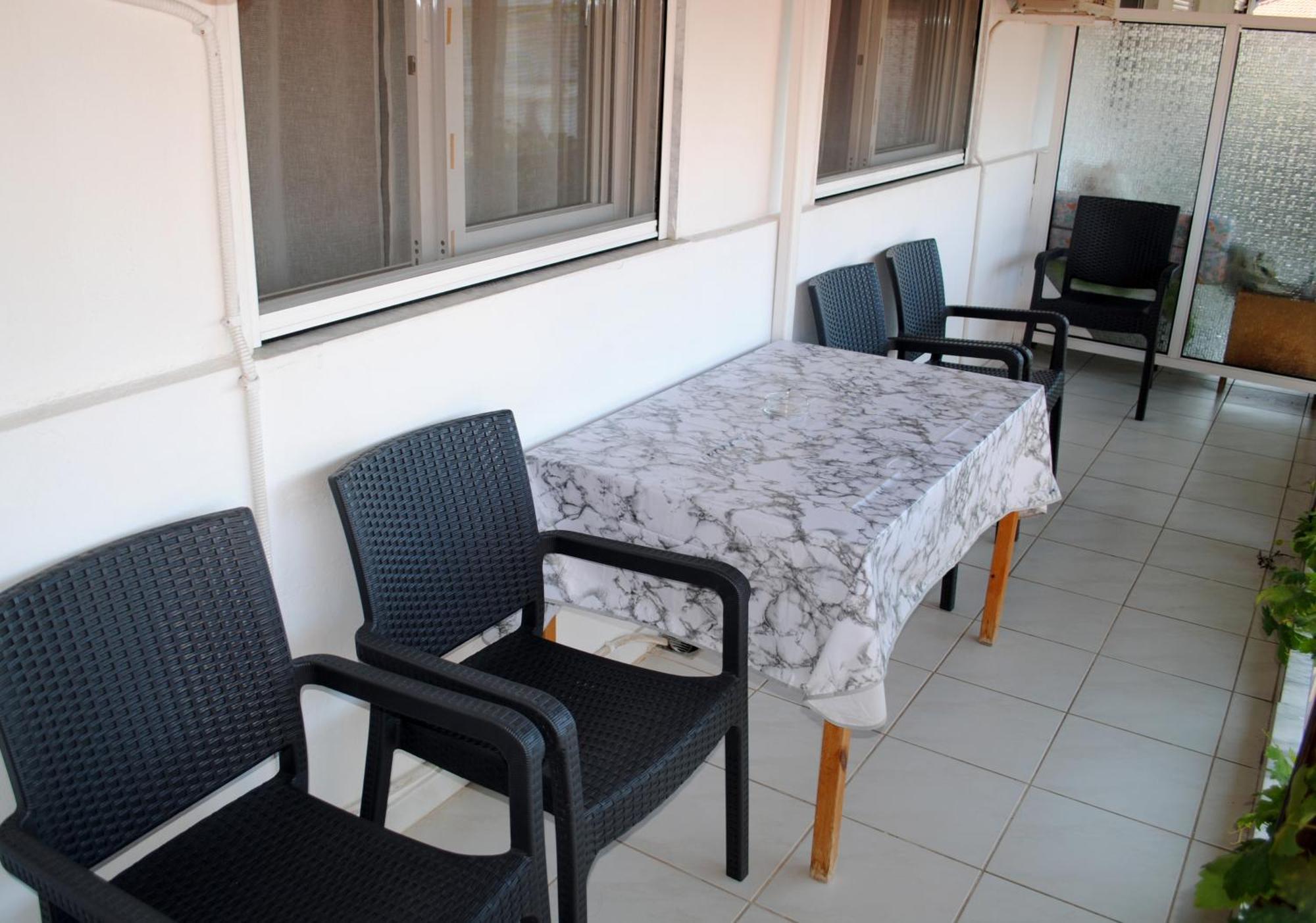 Artemis Apartments Паралия Дионисиу Екстериор снимка